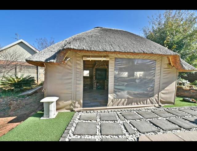 3 BEDROOM HOUSE FOR SALE IN PARKDENE